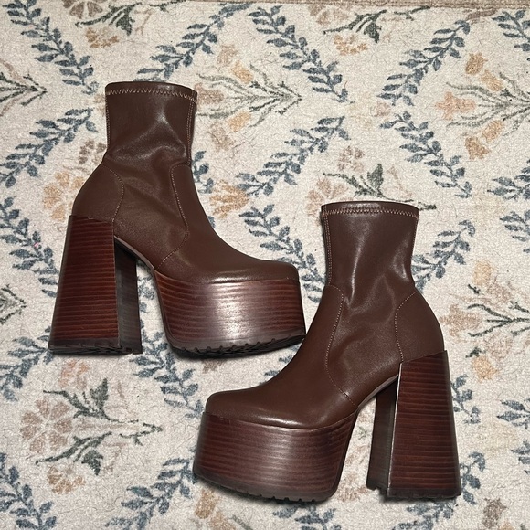 Steve Madden Kyana Brown Platform Ankle Boots Size 9 NWOT NEVER WORN - Picture 1 of 8